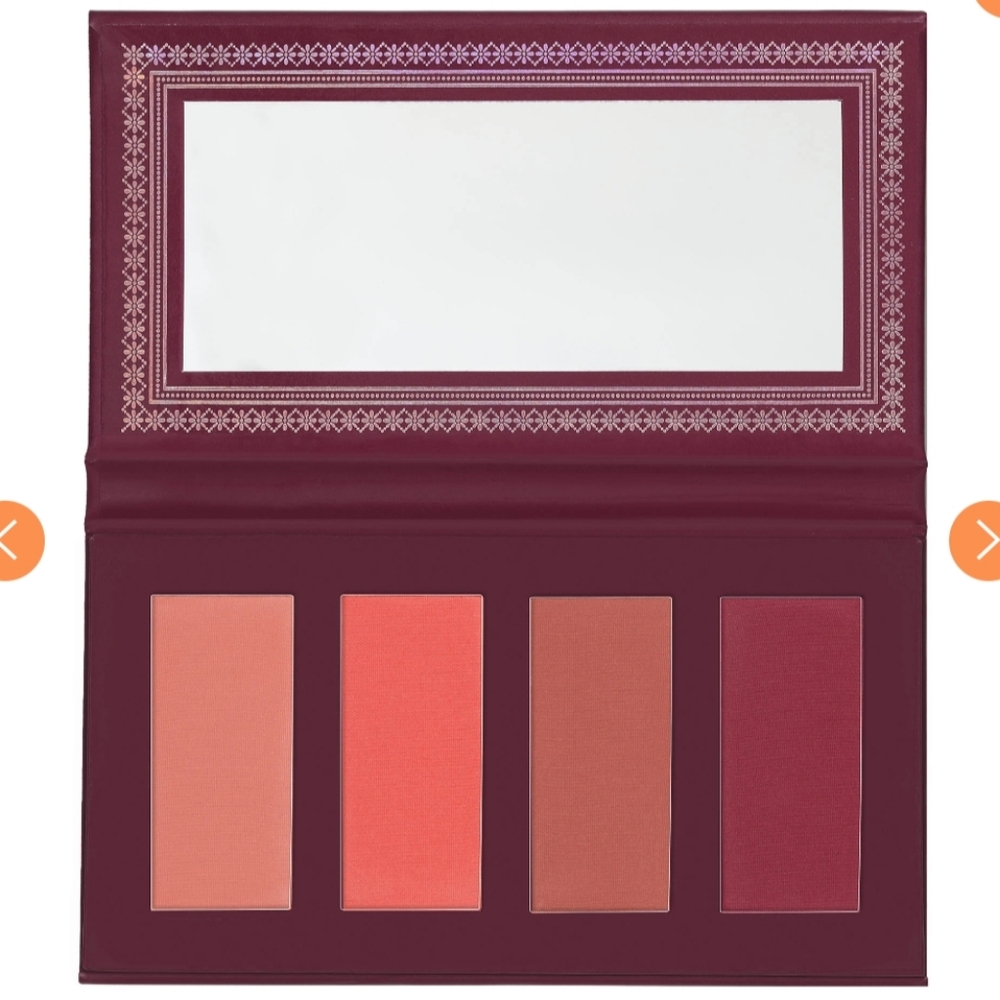 ACE BEAUTĒ BLUSHED IN PARADISE BLUSH PALETTE
